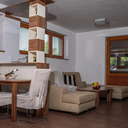 Aj-ki Apartmán Liptovský Mikuláš